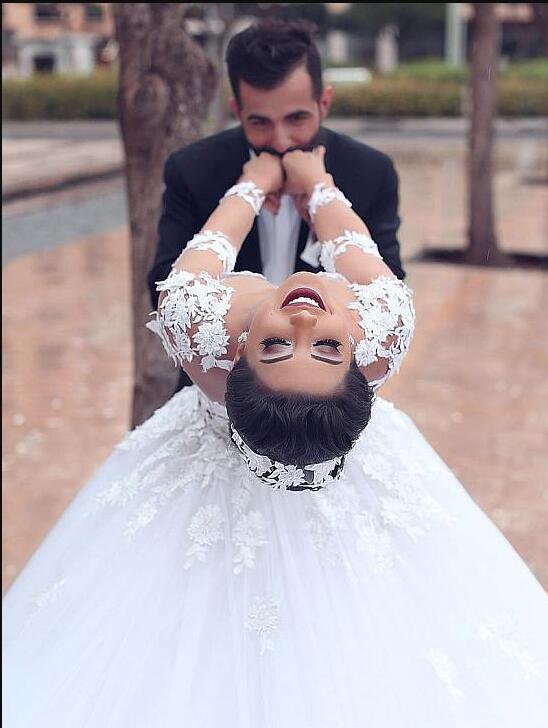 2020 Long Sleeves Arabic Wedding Dresses Sheer Neck Appliques Ball Gown Puffy Plus Size Tulle Saudi Arabia Elegant Bridal Gowns Custom Made