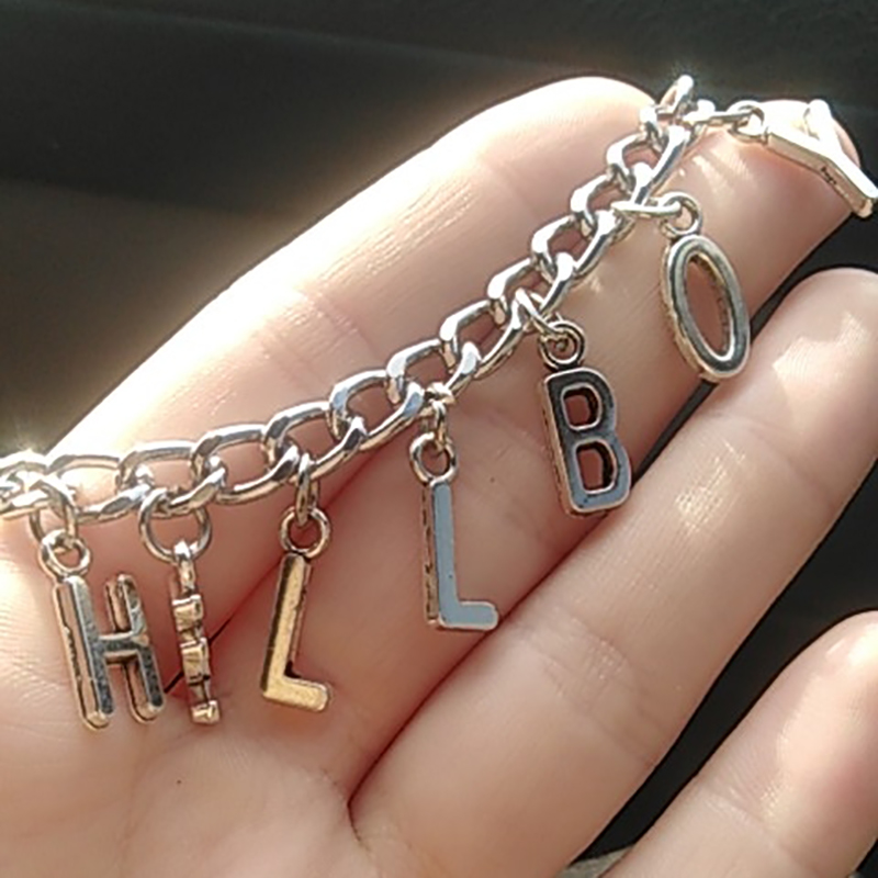 Pendant Necklaces Hellboy Baron Necklace For Women Original Personality Jewelry Hip Hop Letters Fashion Silver Chain Punk Style Girl
Pendant Necklaces Hellboy Baron Necklace For Women Original Personality Jewelry Hip Hop Letters Fashion Silver Chain Punk Style Girl