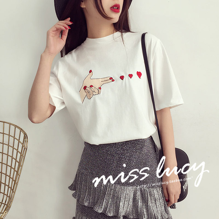 2020 Funny Finger Heart T Shirt lovely Summer Women Gesture Of Love Graphic Print Short Sleeve Tops T-shirt Nice Girl T-Shirt