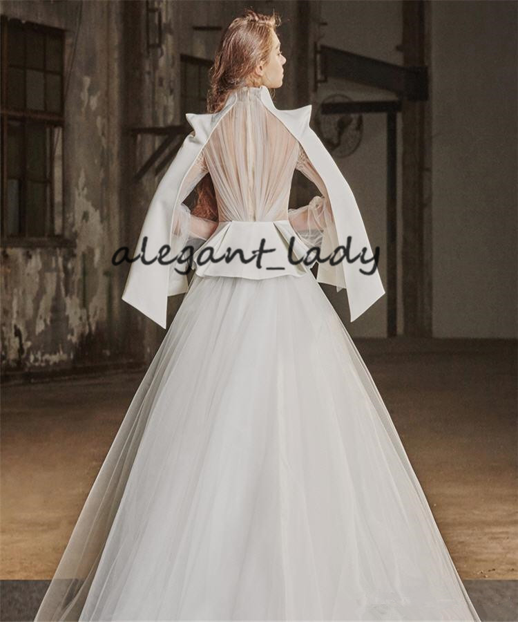 Vintage Wedding Jumpsuit with Detachable Train 2020 Long Sleeve High Neck Plus Size robes de mariée Bride Pant Suit Wedding Gown