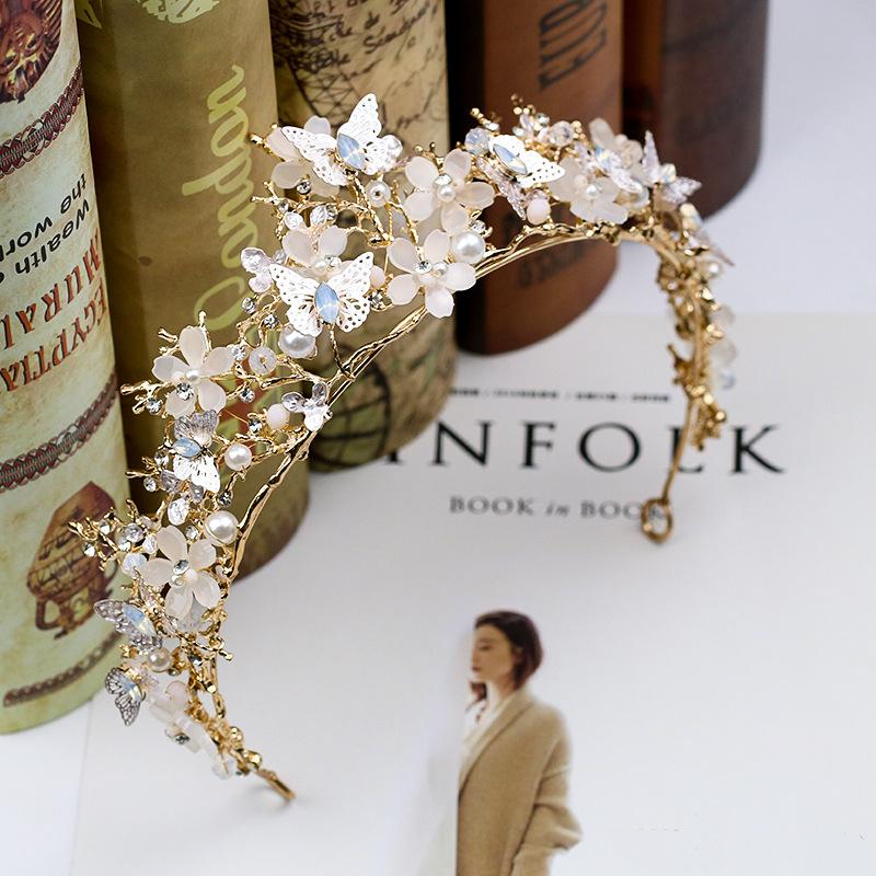 Beautiful Hand Made Crystal Wedding Crowns And Tiaras Rhinestone Headpieces Bridal Girls Women Proms Evening Brithday party Dress