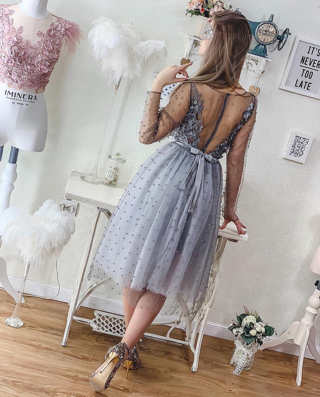 2019 Short Silver Grey Pearls Homecoming Dresses Long Sleeve Lace Appliqued Beads Mini Cocktail Party Dresses Cheap Formal Prom Gowns