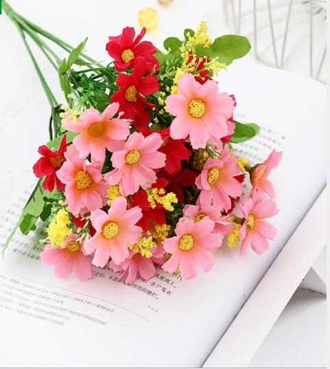 Simulated Daisy New House Decoration Simulated Flowe Fake Flower Silk Flower Juglans Home Decoration Flower WL213
Simulated Daisy New House Decoration Simulated Flowe Fake Flower Silk Flower Juglans Home Decoration Flower WL213