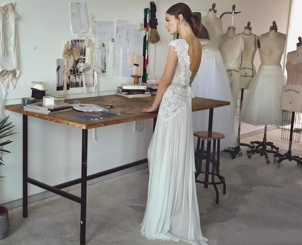 Chic Elegant A Line Beach Wedding Dresses Lace Aplliques Chiffon V Neck Crystal Sash Party Bridal Gowns Backless