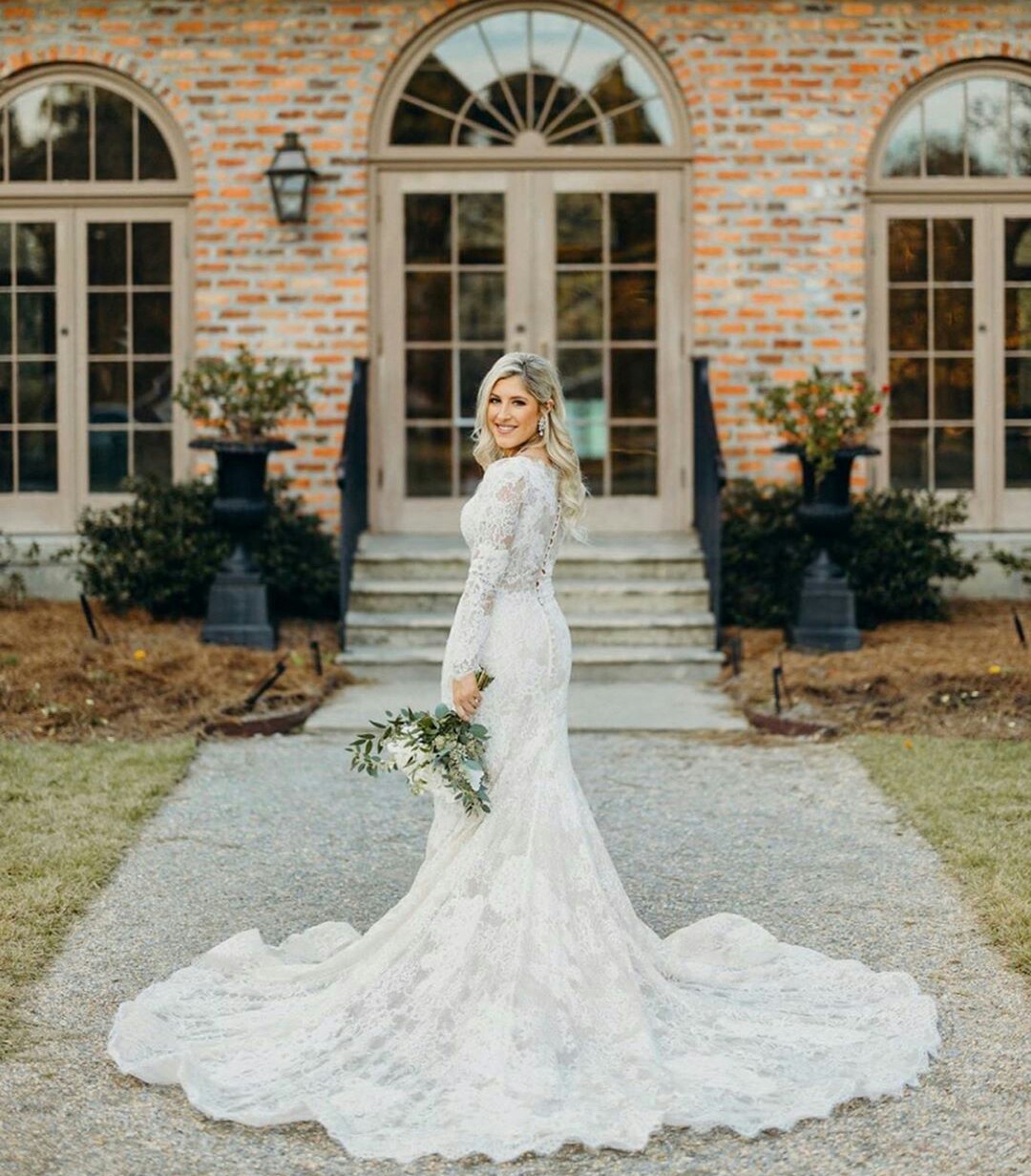 Classic Lace Mermaid Wedding Dresses Jewel Neck Bohemian Sweep Train Boho Bridal Gowns Long Sleeves Plue Size vestidos de novia