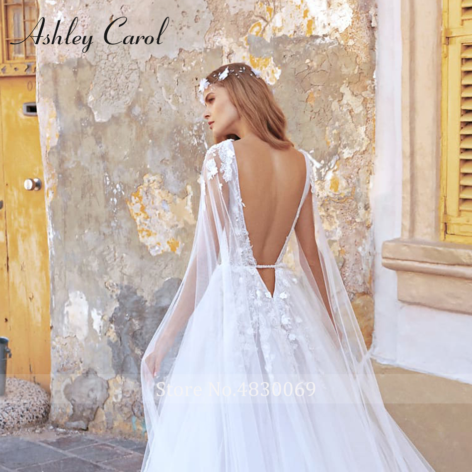 Romantic V-necke Sexy Backless Boho Beach Tulle Dress Beaded Appliques Long Sleeve Wedding Gowns