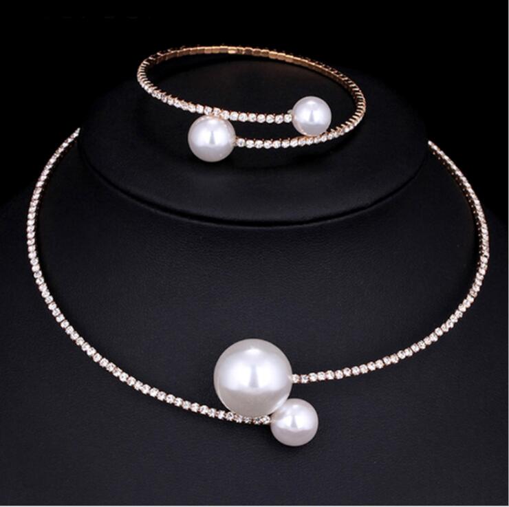 European and American diamond pearl necklace bracelet suit short clavicle Necklace Jewelry for women gift free shipping, As pic
European and American diamond pearl necklace bracelet suit short clavicle Necklace Jewelry for women gift free shipping, As pic