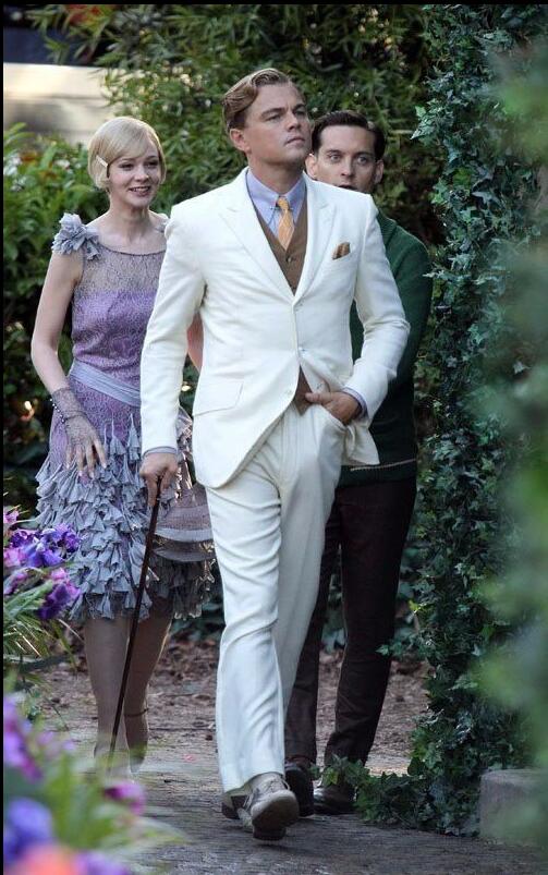 Classic Fit Great Gatsby Dress White Suits For Groom Men Wedding Tuxedos Custom Made Suits With Notched Lapel Two Buttons Banquet Suits