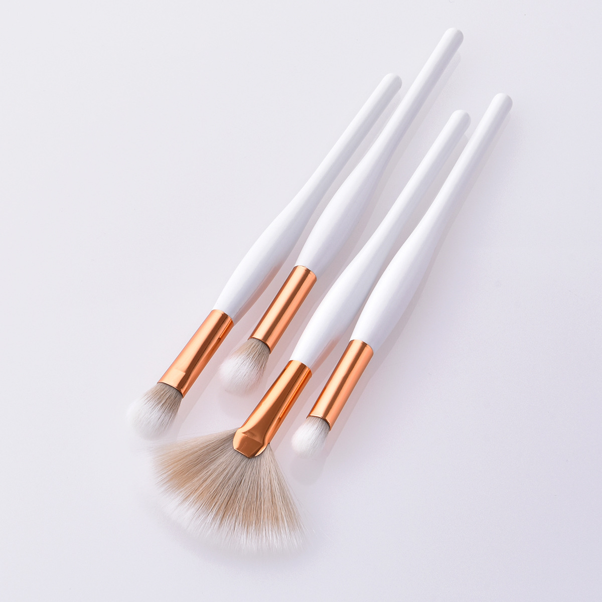 New Arrival Makeup brushes set 4/8 pcs brush set for eyeshadow blush highlighter cosmetics drop shipping