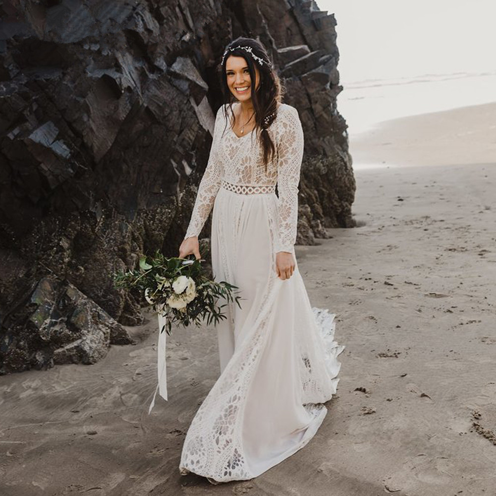 Vintage Crochet Lace Beach Wedding Dresses 2020 Long Sleeve V-neck Plus Size Chiffon Summer Bohemian Country Bride Wedding Gown
