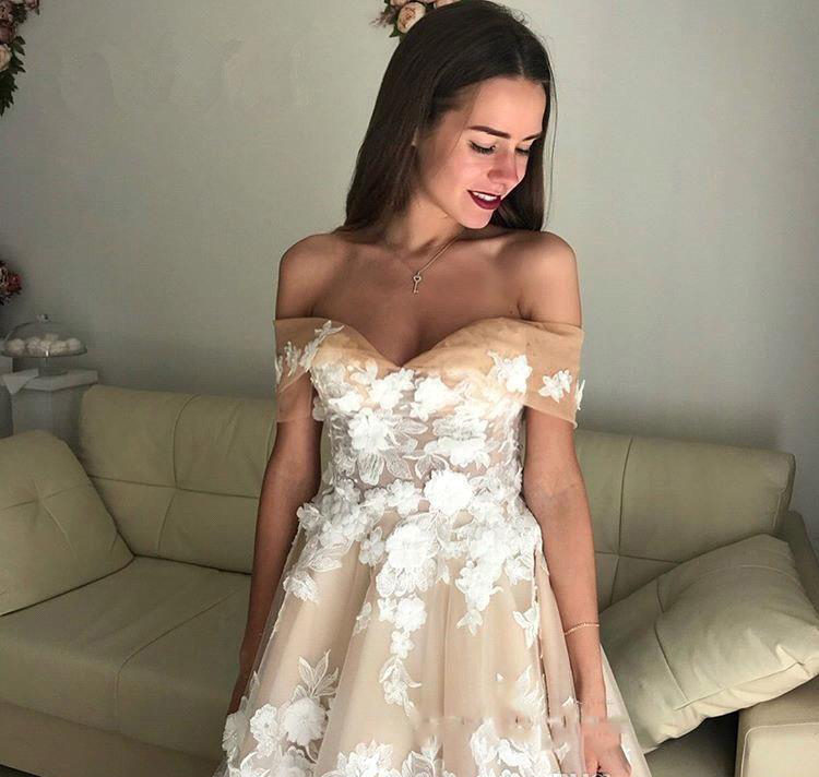 Spring Champagne Wedding Dresses 2019 New Beautiful A Line Applique Country Garden Church Formal Bride Bridal Gowns Custom Made Plus Size