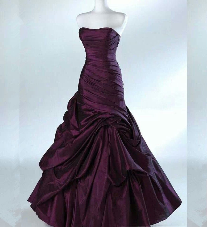 Sleeveless Pleated Purple Taffeta Wedding Dresses with Ruched Skirt Floor Length Corset Vintage Color Bridal Dresses Custom Made, Black
Sleeveless Pleated Purple Taffeta Wedding Dresses with Ruched Skirt Floor Length Corset Vintage Color Bridal Dresses Custom Made, Black