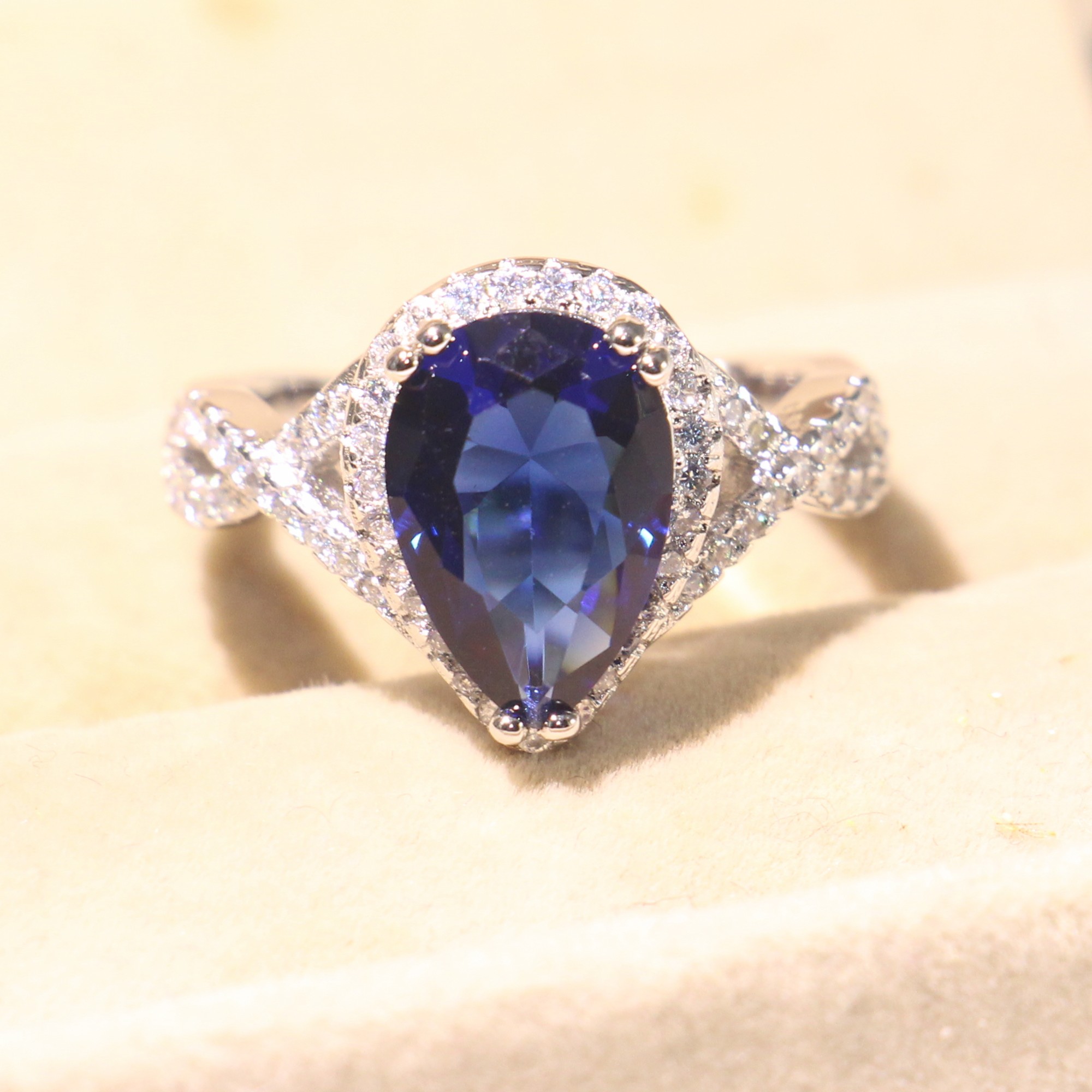 Size 5-10 Luxury Jewelry 925 Sterling Silver Pear Cut Blue Sapphire CZ Diamond Gemstones Party Promise Women Wedding Bridal Ring Gift