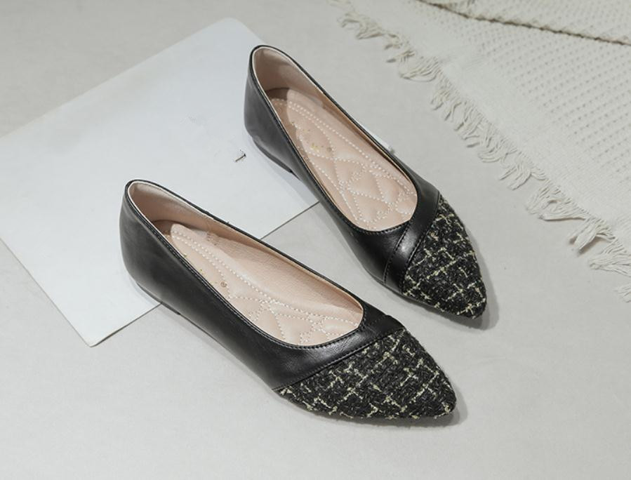 2020 Spring and Autumn with New style fashion flat bottom pointed end Women's shoes @MQWBH701, Black
2020 Spring and Autumn with New style fashion flat bottom pointed end Women's shoes @MQWBH701, Black