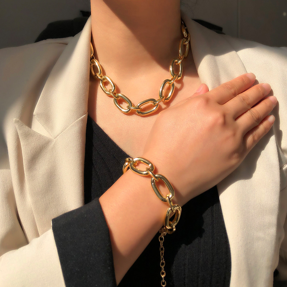 Accessories personalized punk style O-character thick chain golden necklace women's sweater chain, Silver
Accessories personalized punk style O-character thick chain golden necklace women's sweater chain, Silver