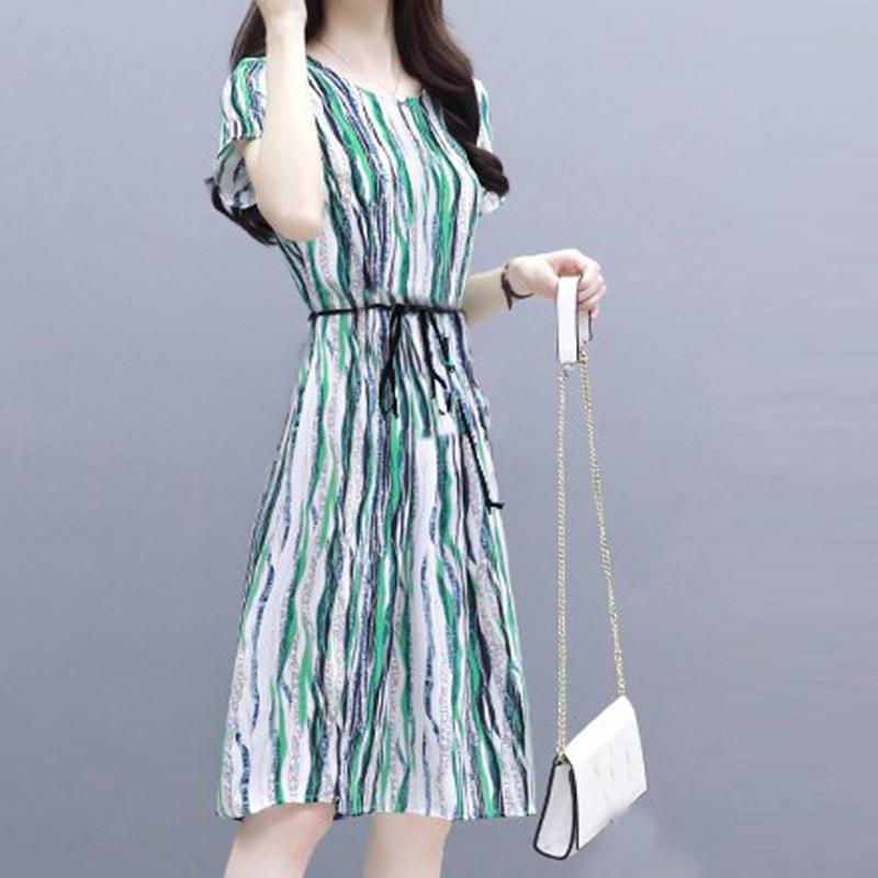 2020 New Fashionable Women's Sheath Dress Stripe Green Waist Short Sleeve Breathable Belt Dresses Sexy Bodycon Club Vestidos
2020 New Fashionable Women's Sheath Dress Stripe Green Waist Short Sleeve Breathable Belt Dresses Sexy Bodycon Club Vestidos