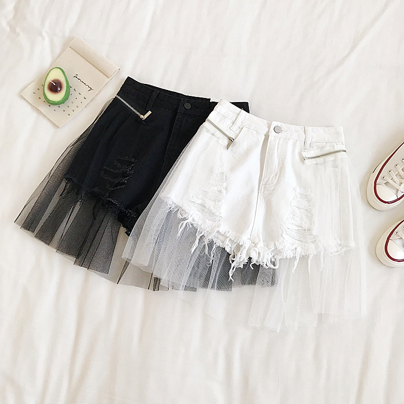 2020 Summer Frayed Splice Black Denim Shorts Women Gauze High Waist Fake Two-piece Woman White Zipper Sexy Mini Jean Shorts Hot
2020 Summer Frayed Splice Black Denim Shorts Women Gauze High Waist Fake Two-piece Woman White Zipper Sexy Mini Jean Shorts Hot