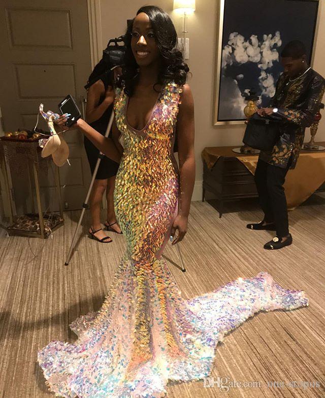 2019 Shinny Mermaid Prom Dresses V Neck Bling Sweep Train Long Formal Party Gown Plus Size Evening Dress Custom Made robes de soirée