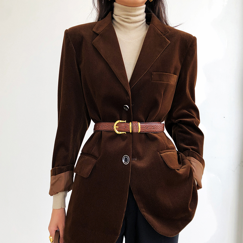 Women Blazers Corduroy Suit Jacket Women' New Winter Temperament Waist Gold Velvet Suit Jacket, Dark brown
Women Blazers Corduroy Suit Jacket Women' New Winter Temperament Waist Gold Velvet Suit Jacket, Dark brown