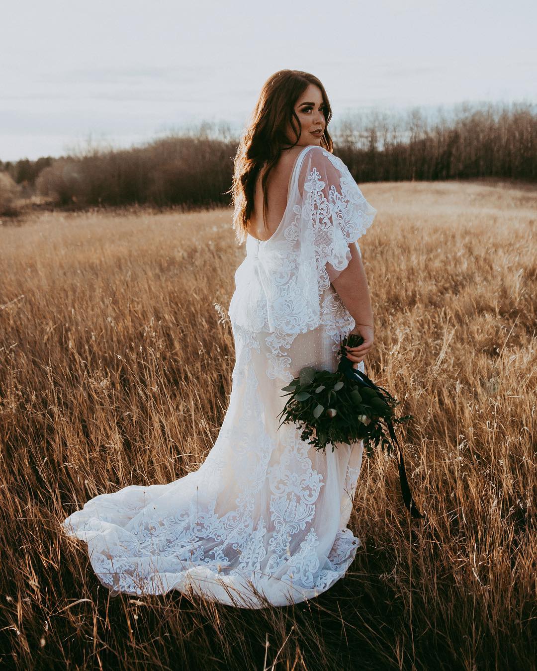 Bohemian Fabulous Mermaid Beach Lace Wedding Dresses V Neck Short Sleeves Backless Bridal Gowns Sweep Train Trumpet Boho Vestido De Novia