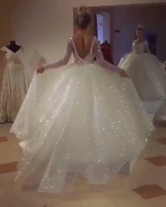 New Sexy Ball Gown Wedding Dresses V Neck Long Sleeves Sequined Puffy Open Back Floor Length Plus Size Custom Made Bridal Gowns
