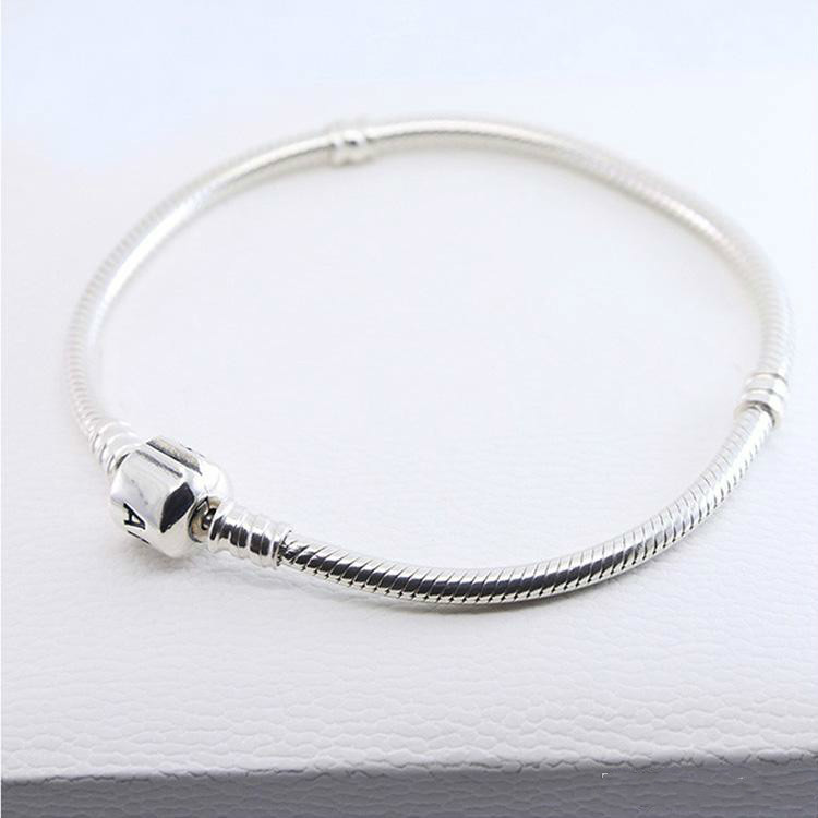 Wholesale 925 Sterling Silver Bracelets 3mm Snake Chain Fit Charm Bead Bangle Bracelet DIY Jewelry Gift For Men Women
Wholesale 925 Sterling Silver Bracelets 3mm Snake Chain Fit Charm Bead Bangle Bracelet DIY Jewelry Gift For Men Women
