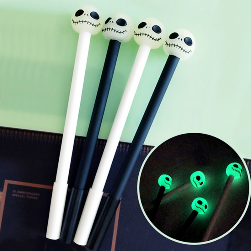 2 pcs/lot Creative Boys Luminous Skull Gel Pens Novelty Black & White Neutral Pens for Writing School Supply Korean Stationery
2 pcs/lot Creative Boys Luminous Skull Gel Pens Novelty Black & White Neutral Pens for Writing School Supply Korean Stationery