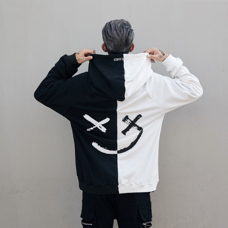 DJ Graffiti Devil Black and White Stitching Sweatshirts Men/Women hip-hop Bboy Loose Couple Hoodie Jacket Tide
DJ Graffiti Devil Black and White Stitching Sweatshirts Men/Women hip-hop Bboy Loose Couple Hoodie Jacket Tide