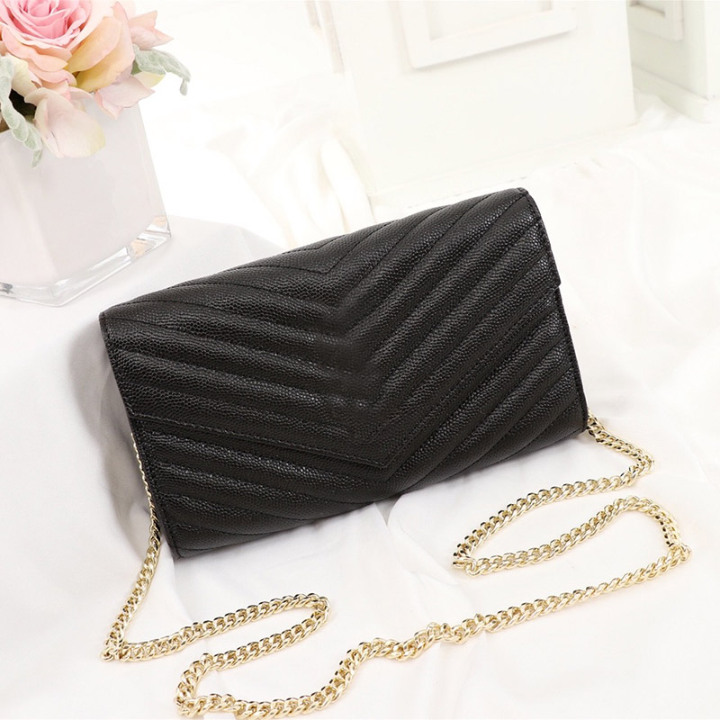 Designer crossbody bag Monogram chain wallet 2020 womens luxury designer purses handbags fashion shoulder bags women clutch bag
Designer crossbody bag Monogram chain wallet 2020 womens luxury designer purses handbags fashion shoulder bags women clutch bag