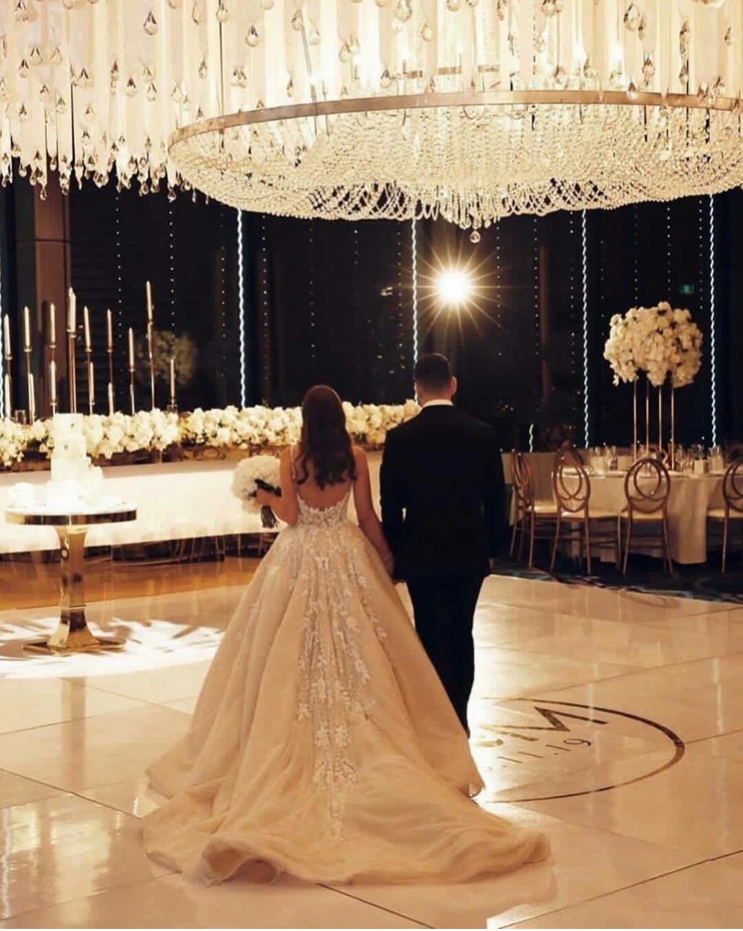 2020 Mermaid Wedding Dresses With Detachable Train Lace Appliques Beaded Country Wedding Dress Sexy Backless Robes De Mariée