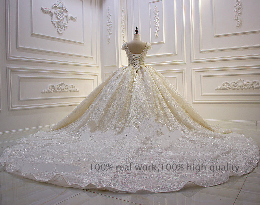 luxury lace ball gown wedding dresses v neck beaded appliqued ruffles country bridal gowns cap sleeve vintage plus size robes de soiree
