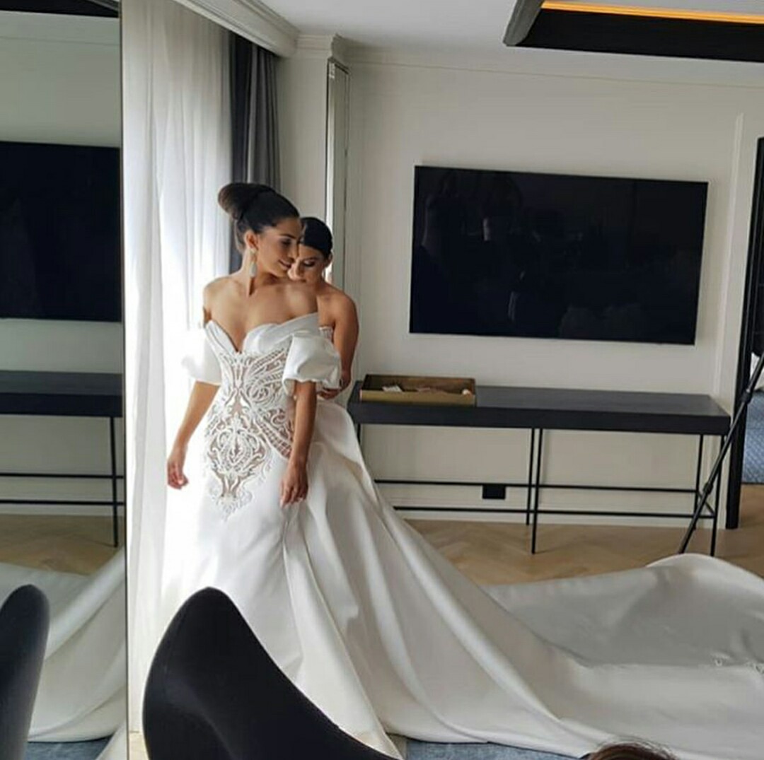 Satin Mermaid Wedding Dresses With Long Train Off The Shoulder Half Long Sleeves Modest Bridal Gowns Custom Made Boho Wedding Dress
