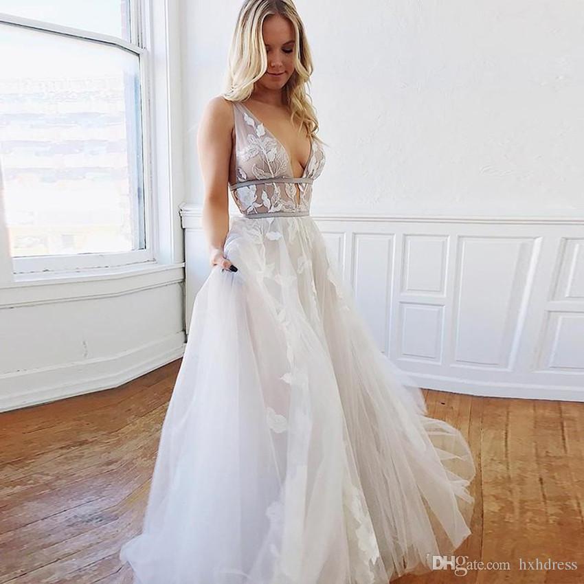 2020 A Line Wedding Dresses Sexy Deep V Neck Appliqued Sweep Train Bridal Gowns Custom Made Robes De Mariée