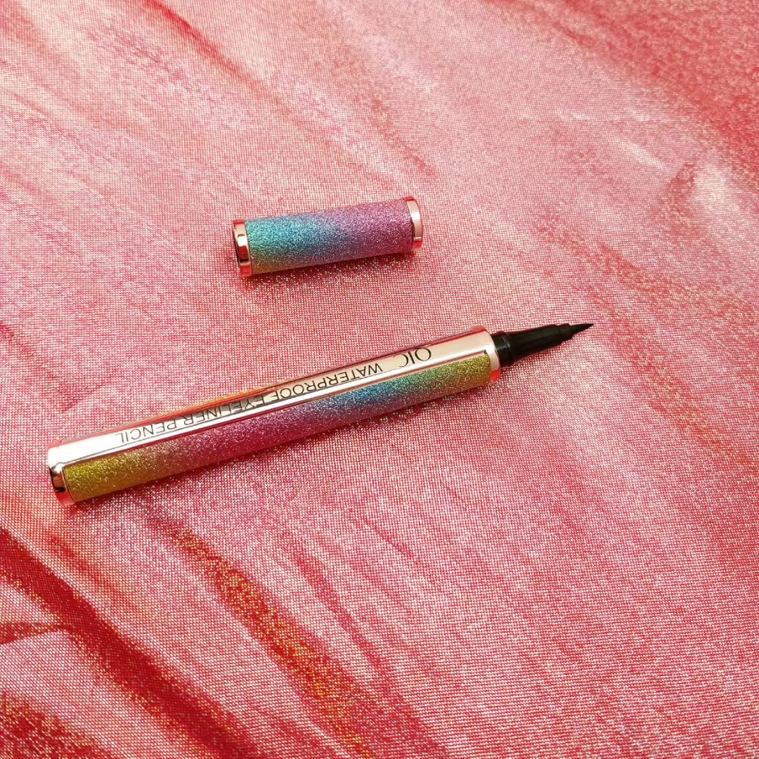 Best fashion new product QIC starry sky female Eye Liner Pencil Eyeliner quick waterproof makeup Eyeliner 1PC, Black 
Best fashion new product QIC starry sky female Eye Liner Pencil Eyeliner quick waterproof makeup Eyeliner 1PC, Black