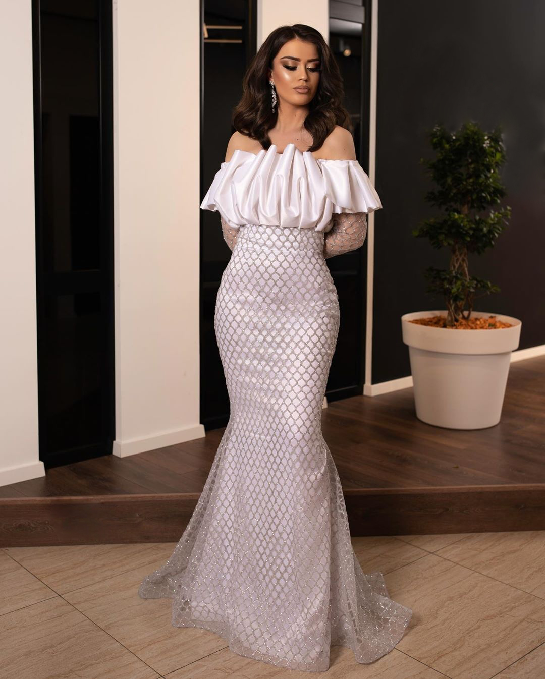 Lace Fabulous Mermaid Evening Dresses Off The Shoulder Neck Sequined Long Sleeves Prom Gowns Floor Length Plus Size Formal Dress