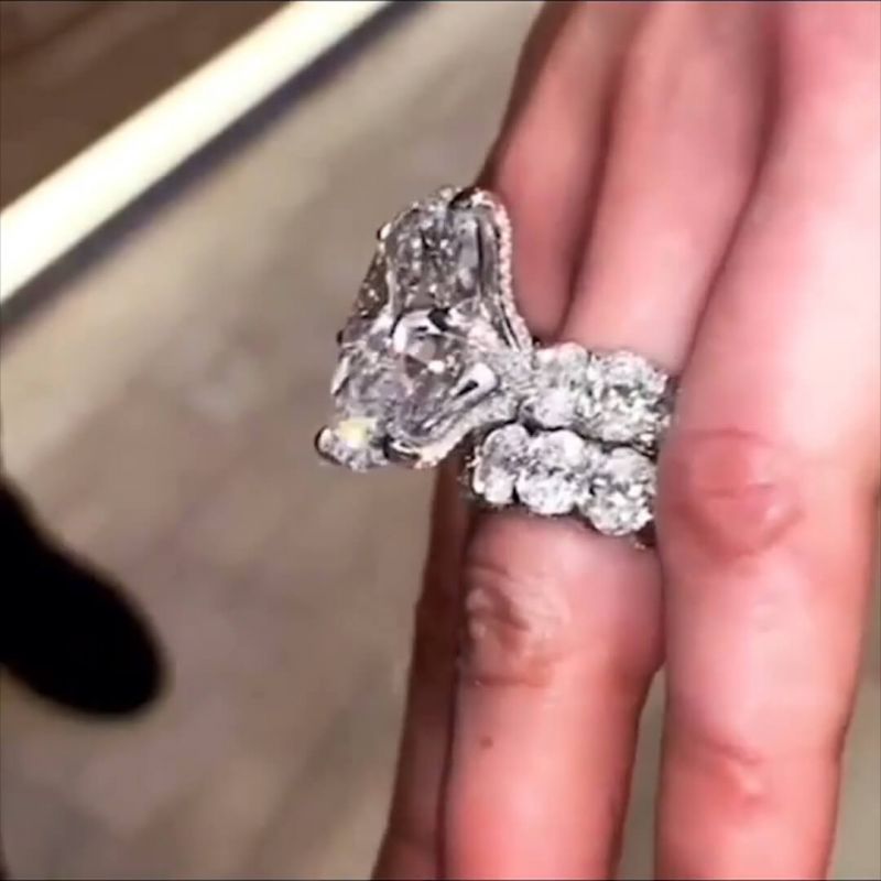 New Sparkling Vintage Jewelry Couple Rings Sterling Sier Big Oval Cut White Topaz CZ Dia Women Wedding Bridal Ring Set Gift