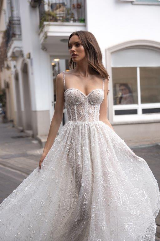Julie Vino Lace Wedding Dresses Boho Spaghetti 3D Floral Appliques Beach Wedding Dress Bohemian A Line Bridal Gowns Vestidos De Novia