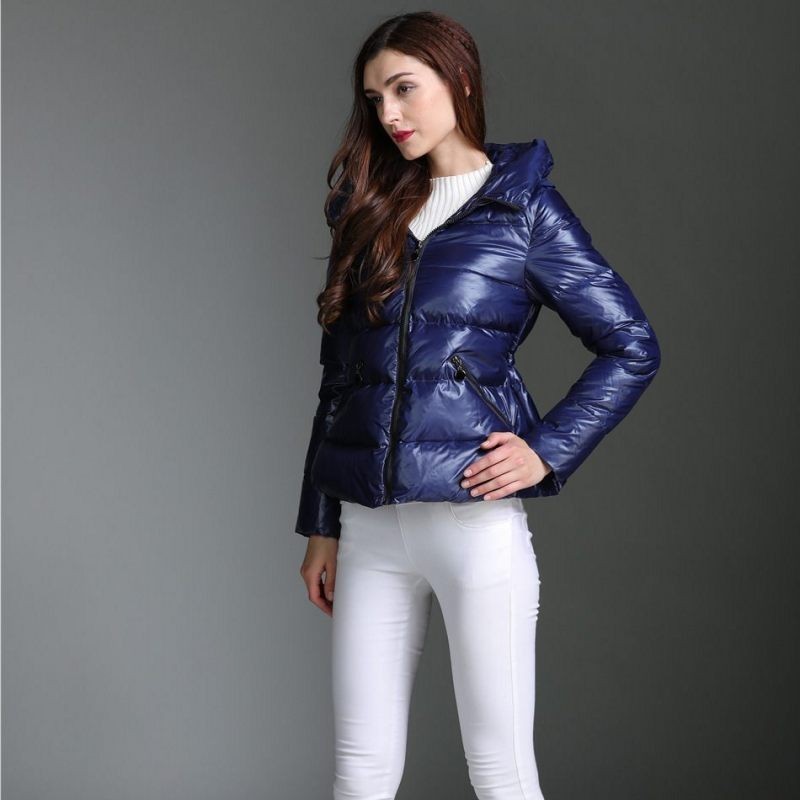 Brand Blue Hooded Slim Ultra Light Coat Female Thick Warm Zipper Short 95% Duck Down Jacket Winter Women Outerwear New
Brand Blue Hooded Slim Ultra Light Coat Female Thick Warm Zipper Short 95% Duck Down Jacket Winter Women Outerwear New