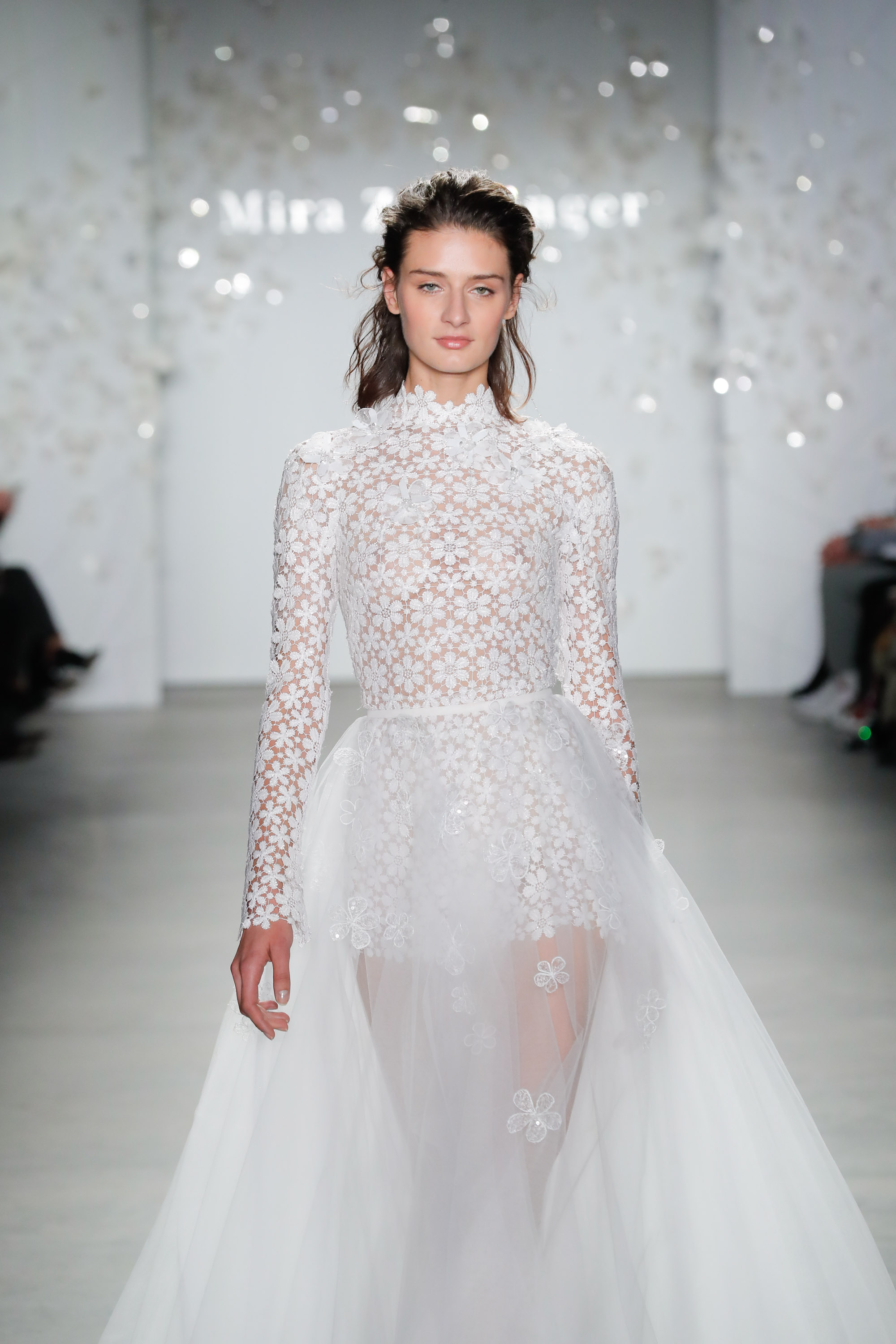 Mira Zwillinger 2020 Boho Wedding Dress High Neck Lace Appliqued Beach Outdoor Bridal Dresses Long Sleeve Wedding Gowns Vestidos De Novia