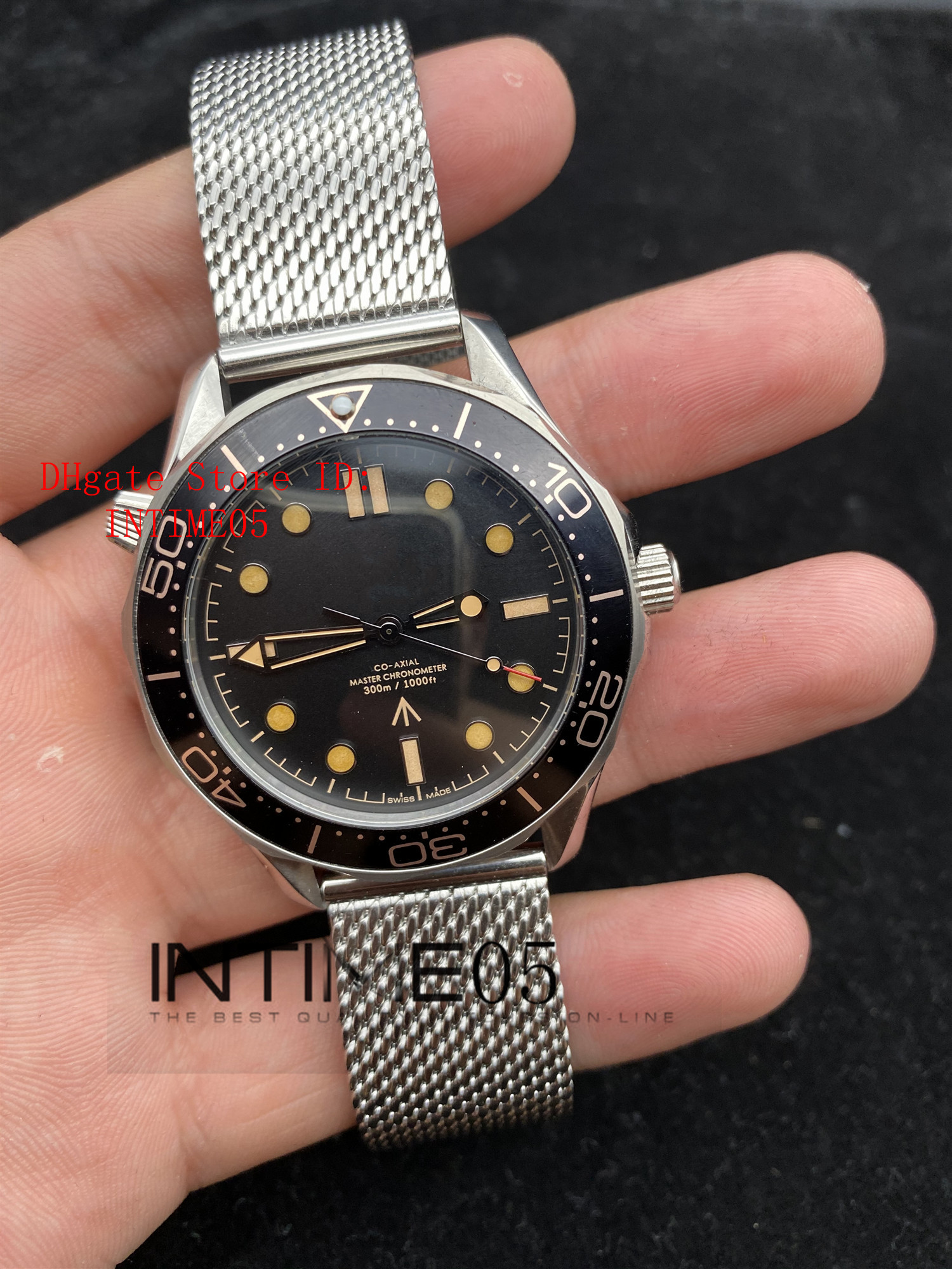Black New Diver 300M 007 James Bond No Time to Die Limited 210.90.42.20.01.001 42MM Automatic Mens Watch Mesh Strap Watches, Only box no wathces
Black New Diver 300M 007 James Bond No Time to Die Limited 210.90.42.20.01.001 42MM Automatic Mens Watch Mesh Strap Watches, Only box no wathces
