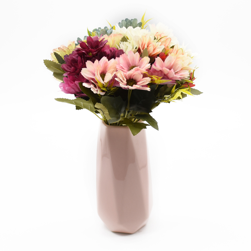 1 bunch Daisy bouquet fake plastic flower artificial plants christmas decorations for home wedding scrapbooking vases for Home
1 bunch Daisy bouquet fake plastic flower artificial plants christmas decorations for home wedding scrapbooking vases for Home