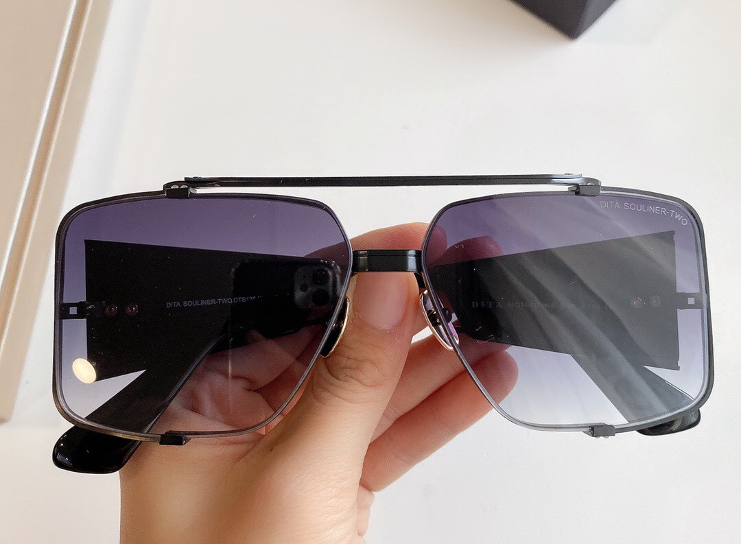 New MIDNIGHT SPECIAL Sunglasses Men with Package Sun Glasses square frame case DNUM191219-1
New MIDNIGHT SPECIAL Sunglasses Men with Package Sun Glasses square frame case DNUM191219-1