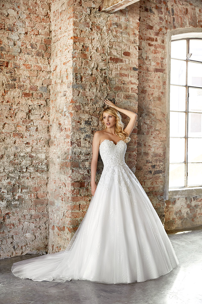 Eddy K 2019 Wedding Dresses Romantic A Line Sweetheart Sweep Train Bridal Gowns Lace Applique Plus Size Wedding Dress