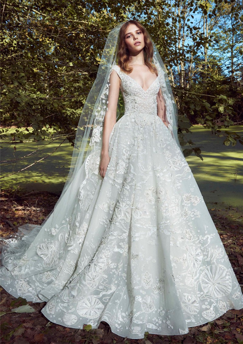 Zuhair Murad 2020 New Wedding Dresses V Neck Full Lace Appliqued Boho Beach Bridal Gowns Sweep Train Garden Wedding Dress
