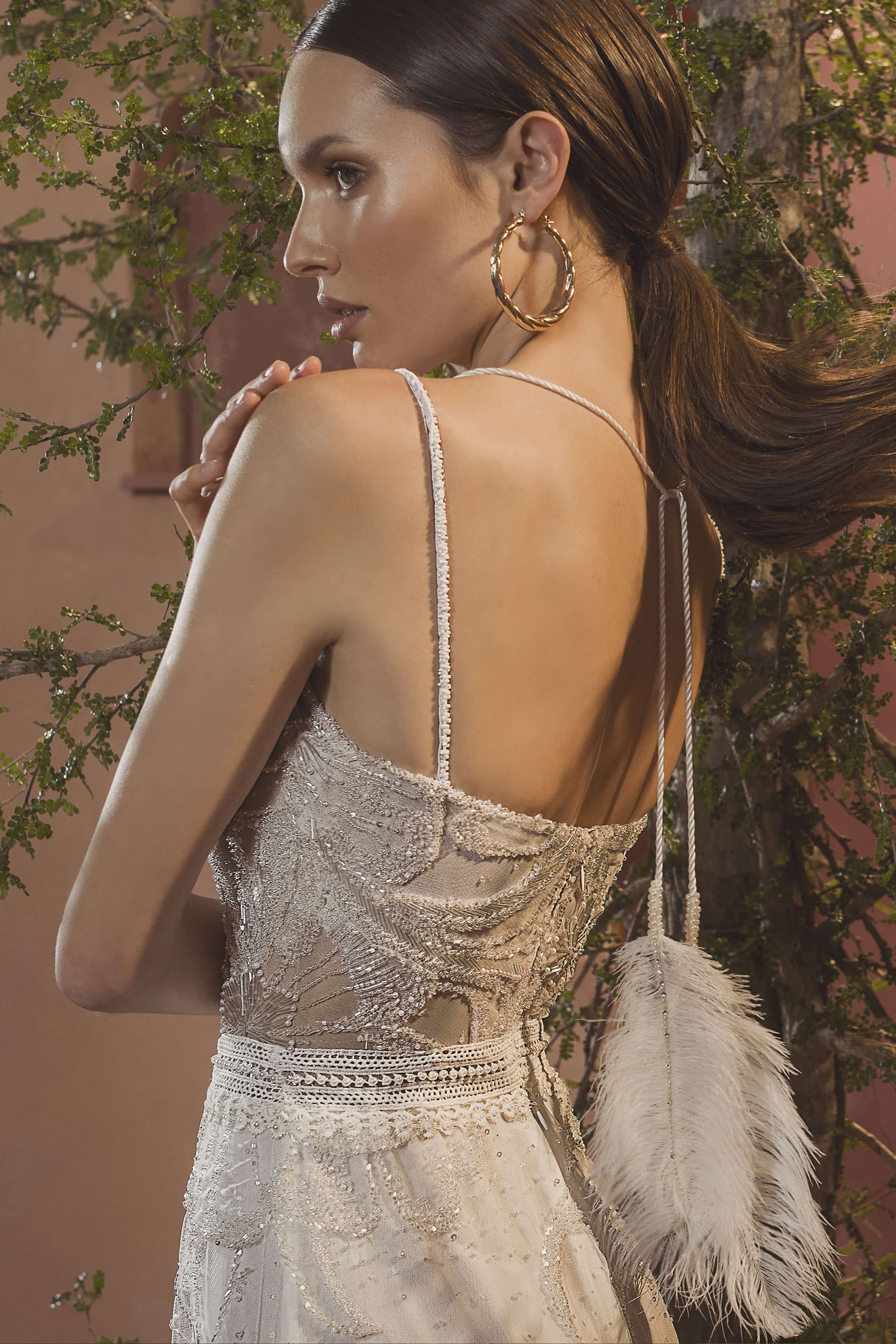 chic beading wedding dresses spaghetti neck boho appliqued bridal gowns floor length chiffon wedding dress robe de marie