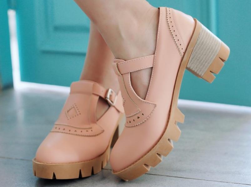 2019 Women's shoes in Spring and Autumn with New style High heel Coarse heel round head waterproof table @KL398, Black
2019 Women's shoes in Spring and Autumn with New style High heel Coarse heel round head waterproof table @KL398, Black