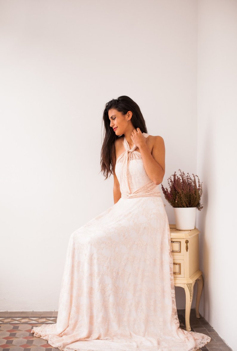 Romantic Lace Beach Boho Dresses 2019 Summer Sexy Backless Bohemian Country Bridal V Neck Wedding Gowns 0510