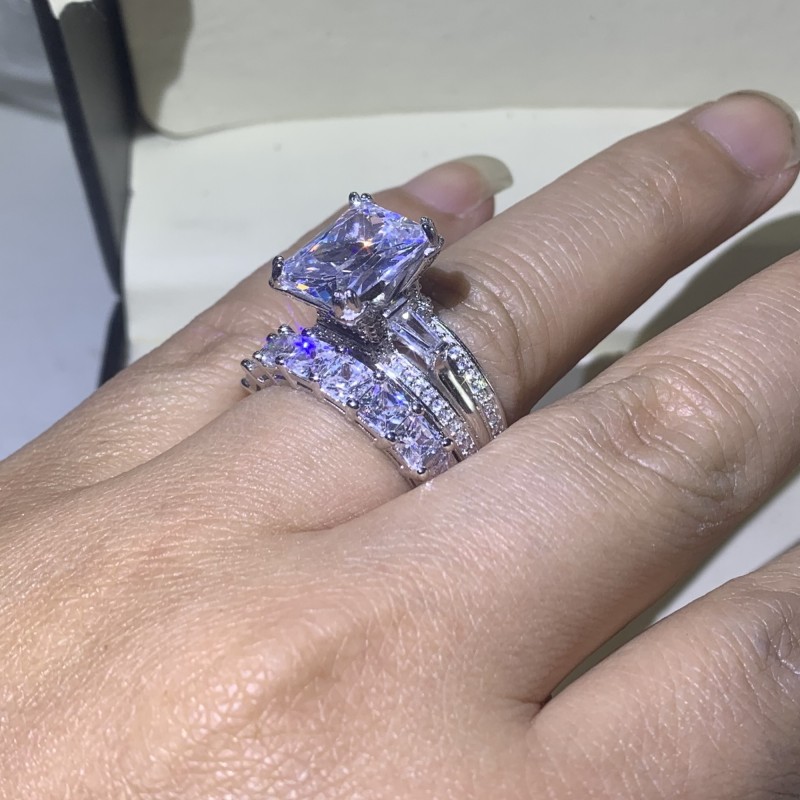 2020 New Arrival Luxury Jewelry Couple Rings 925 Sterling Silver Princess Cut White Topaz Big Gemstones Women Wedding Bridal Ring Set Gift