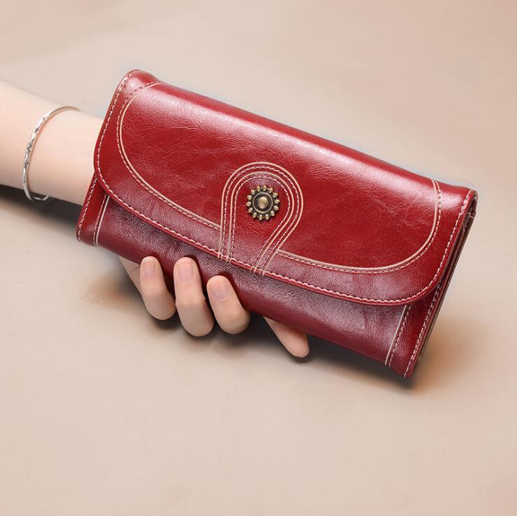wholesale women handbags Joker multifunctional folding leather long wallet vintage leather purse card oil wax leather embroidery wallet, Orange(printing box )
wholesale women handbags Joker multifunctional folding leather long wallet vintage leather purse card oil wax leather embroidery wallet, Orange(printing box )