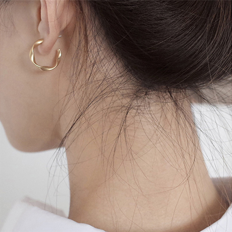 Hoop & Huggie Women Matte Gold Open Twisted Earrings Geometric Circle Hoops Minimalist Metal Small 1.9cm Diameter
Hoop & Huggie Women Matte Gold Open Twisted Earrings Geometric Circle Hoops Minimalist Metal Small 1.9cm Diameter